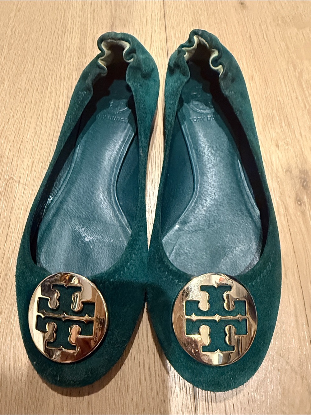 Tory Burch Teal Green Suede Ballet Flats with Gold Logo